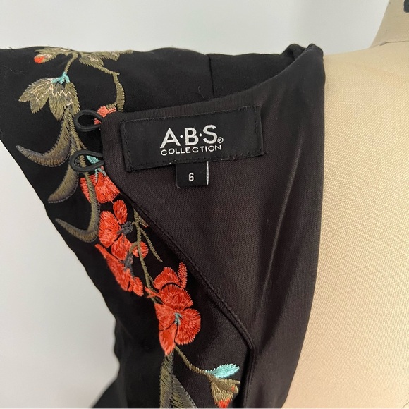 ABS Collection Floral Ruffle Dress - Picture 6 of 6